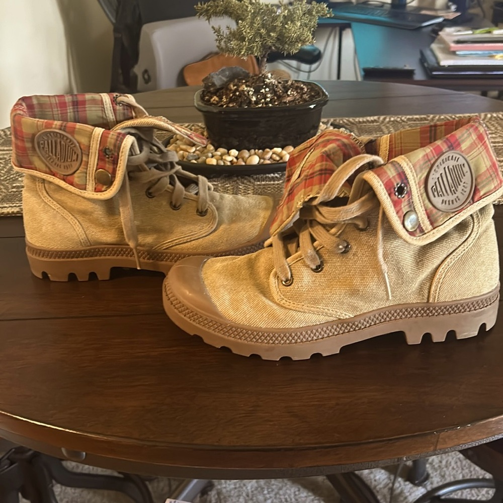 Women’s Rain Boots